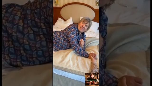 Он сделал мой день! "Давайте мажъте уже я же мужчина!!! "