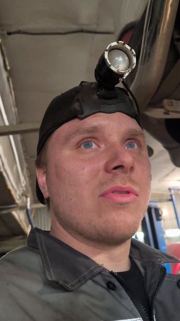 СЛЕСАРНЫЕ РАБОТЫ - ЭТО НЕДЁШЕВО! #жестьавтосервис #рем?