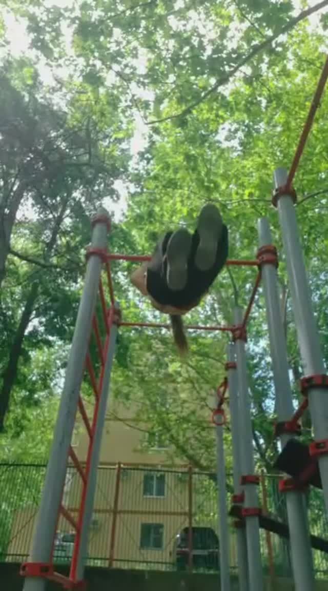 WhatsApp Video 2025-05-19 at 20.27.46