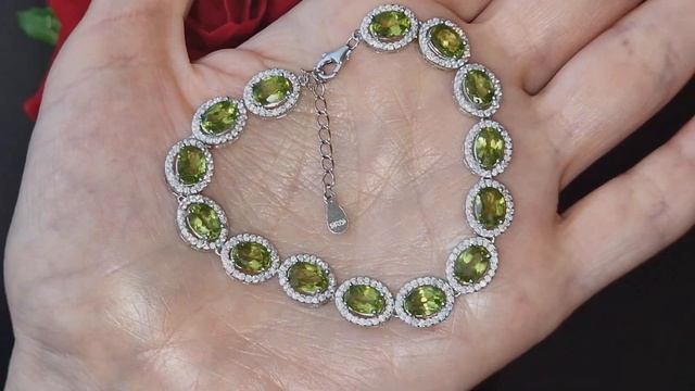 Серебряный браслет с хризолитами (14 камней 7х5 мм)