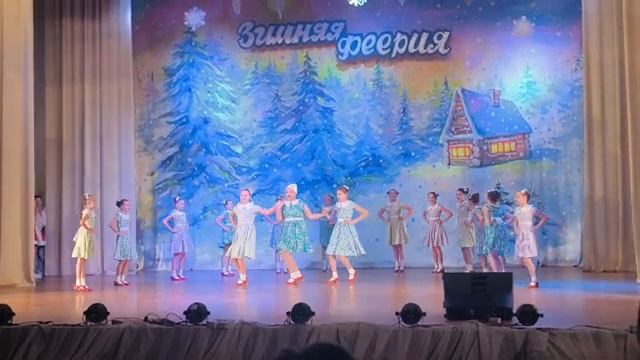 Хореографический коллектив "Рисуем мир" - "Девичий перепляс"