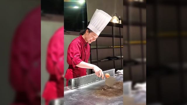e-ijfQsWOCU - Lifestyle Beautiful Train Teppanyaki street food,restaurant,BBQ,Pub street#Short#Short