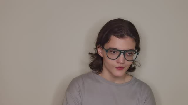 Ярослав Плахов Заперты в кладовке
Сцена из проекта #нереальныйчелленджкайдзен #ЯрославПлахов