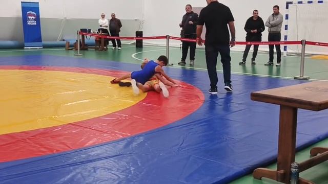 2 схватка на фестивале школ по грекоримской борьбе
