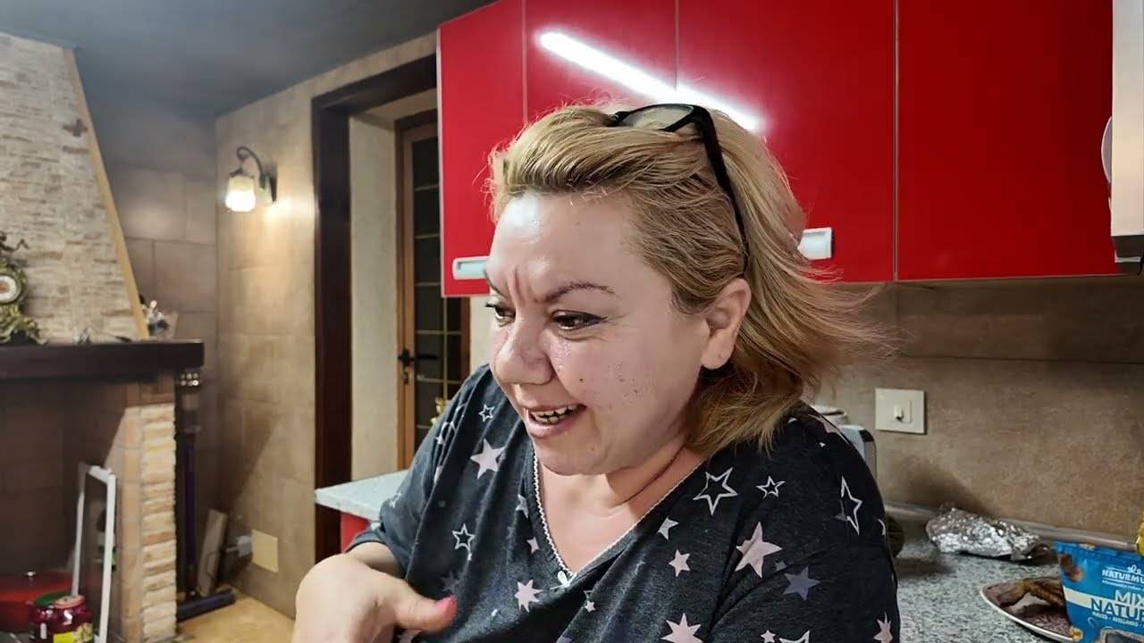 Бабушка сказала такое волосы дыбом. Вот тебе и бабуля . Что у нас творится 🙈