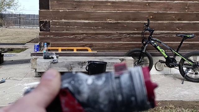 Покраска гаража снаружи фасадной краской. Чистка краскопульта.