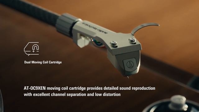 Audio-Technica выпустила стильный акриловый проигрыватель.