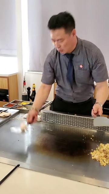 d1t7MyGaK_s - Lifestyle Beautiful Train Teppanyaki street food,restaurant,BBQ,Pub street#Short#Short
