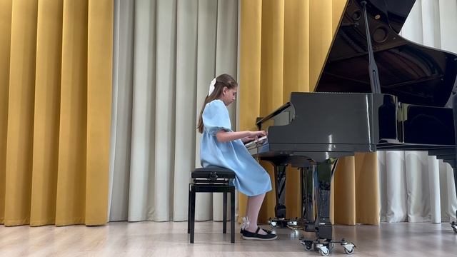 Фортепиано, И.С. Бах «Двухголосная инвенция (ля минор)»