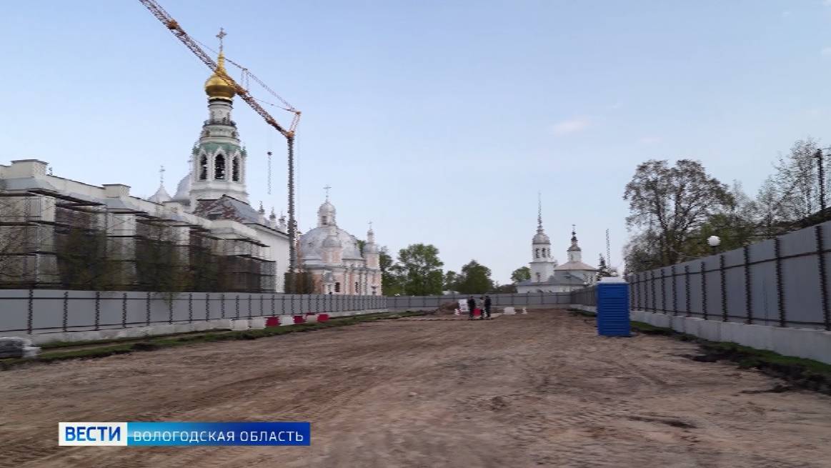Губернатор Вологодской области Георгий Филимонов осмотрел место установки памятника Ивану Грозному