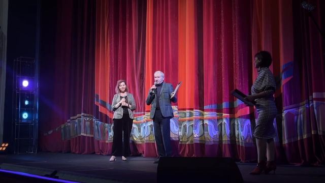 Закрытие гастролей под бурные аплодисменты!