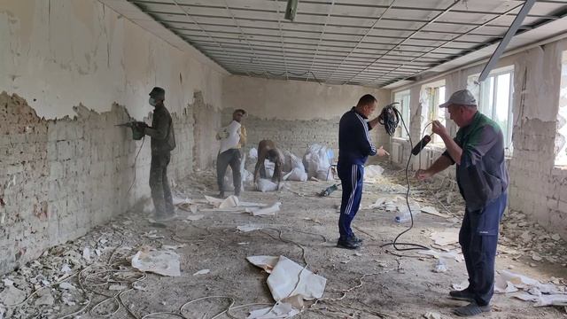 Липецкая область ремонтирует школу в селе Заря Володарского округа