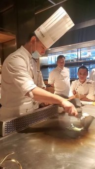 KKEaxReZF94 - Lifestyle Beautiful Train Teppanyaki street food,restaurant,BBQ,Pub street#Short#Short