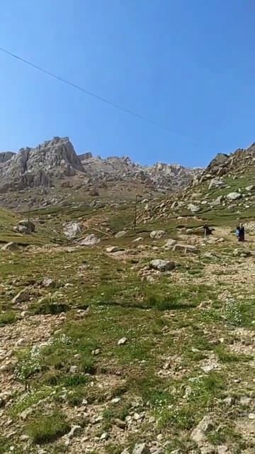 Восхождение, гора Шалбуздаг, высота 4142 м., поднимаемся по крутому склону на 2-й пост.