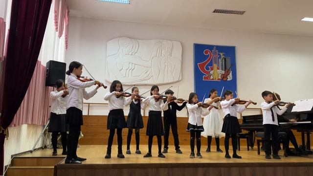 A. Ostrovsky - School polka , исп. Ансамбль скрипачей. Музыкальная ?
