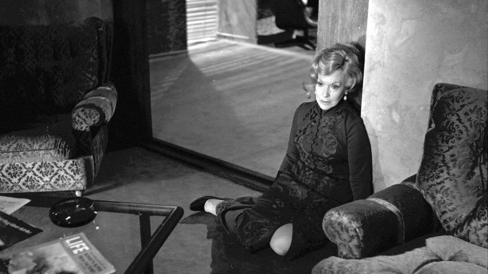 История фильма «Скворец и Лира» (1974 г.).