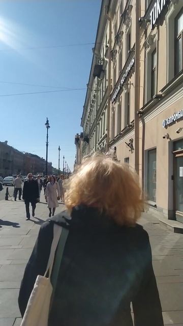 На Невском  тепло, хорошо✨АКА☀