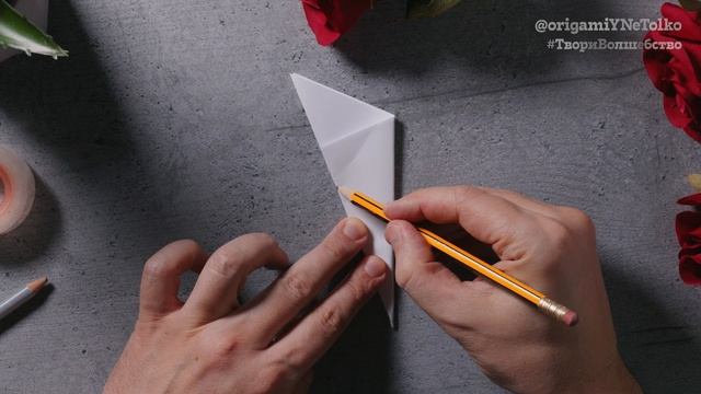 💖 Как сделать снежинку ко Дню Всех Влюбленных с сердц