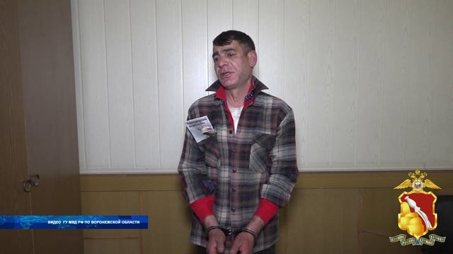 Полицейские задержали мужчину, сжёгшего цветы в Вечном огне на Братской могиле