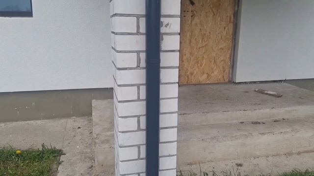 Утепление фасада базальтовой плитой с последующим нанесением декоративного слоя.