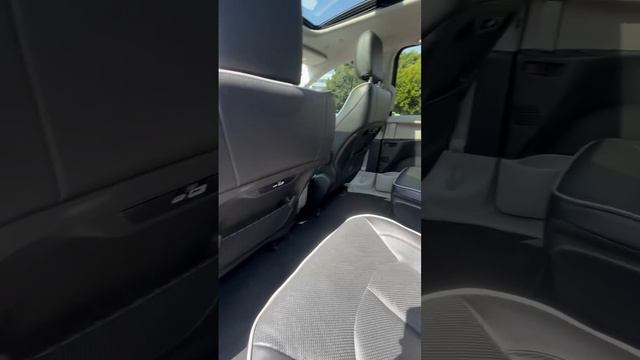 Аренда авто в Лос Анджелесе – прокат Chrysler Pacifica hybrid | arenda-avto.la