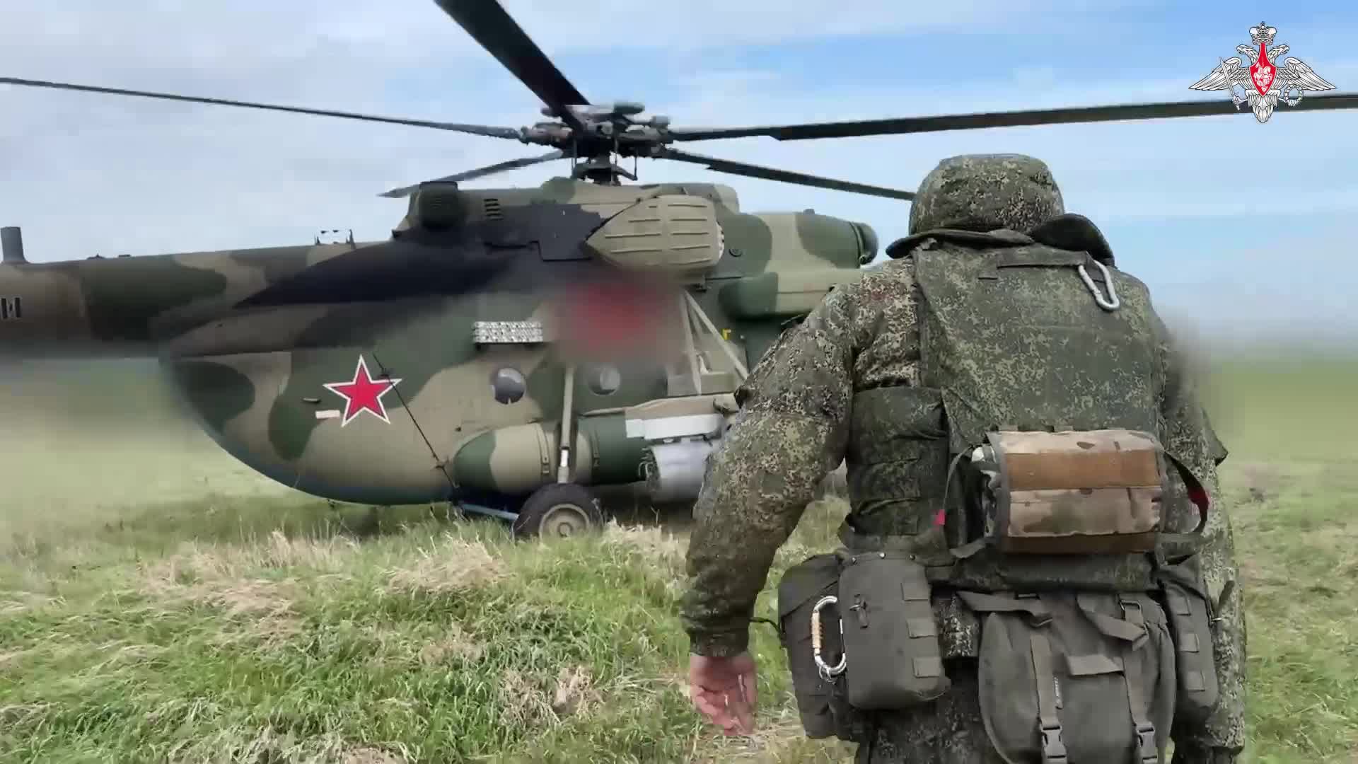 Обеспечили воздушное прикрытие