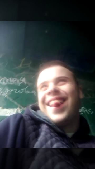 VID_20250518_121745.mp4