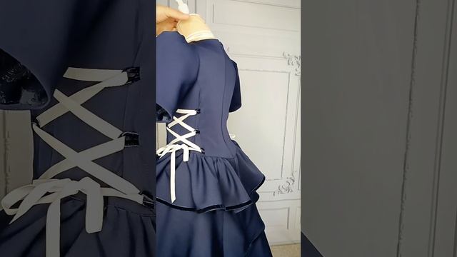 Школьный парадный комплект платье и фартучек.