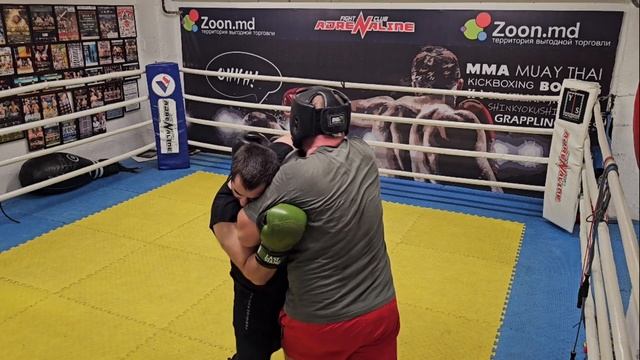 Условная отработка + защита и борьба в клинчах🥊#boxing #б