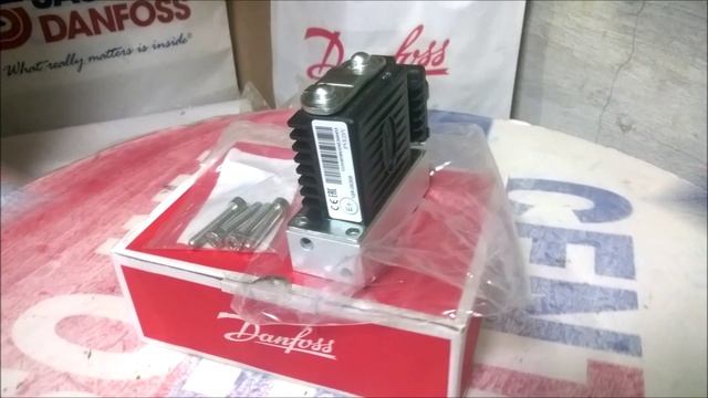 Блок Электроуправления 11313922 Наличие! PVEA16-ACTUATOR--S7-1x4DEU-3W.A-PAS PVG 16 Danfoss Power