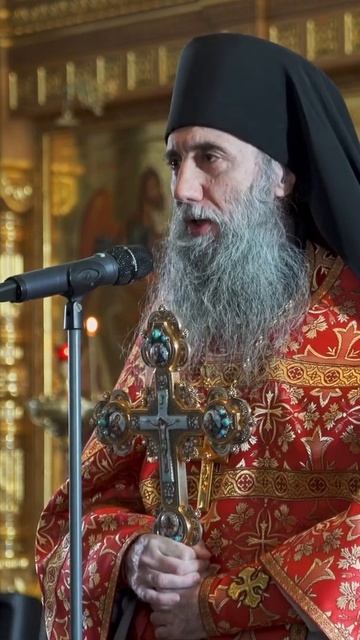 Кто верит в Иисуса Христа те зрячие.