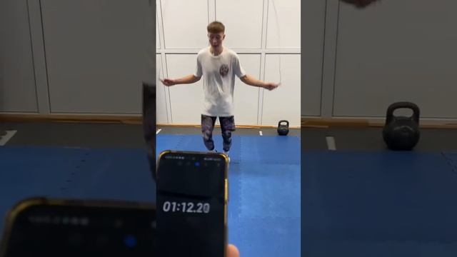 Задание от Зеленой Свечи - скакалка 33. Выполнено