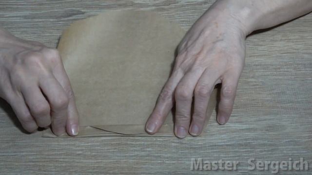 Cover the threads with glue like I did! For pennies, you'll have awesome items for your home!