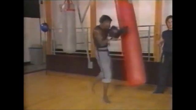 АГРЕССИВНЫЙ КИКБОКСИНГ - Бени Уркидес / #4 / AGGRESSIVE KICKBOXING