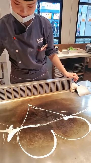 Oq_K6huy6Ok - Lifestyle Beautiful Train Teppanyaki street food,restaurant,BBQ,Pub street#Short#Short