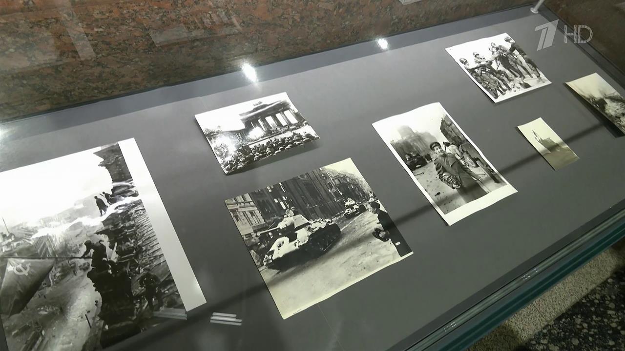 Немецкий коллекционер передал в дар Музею Победы фотографии Евгения Халдея