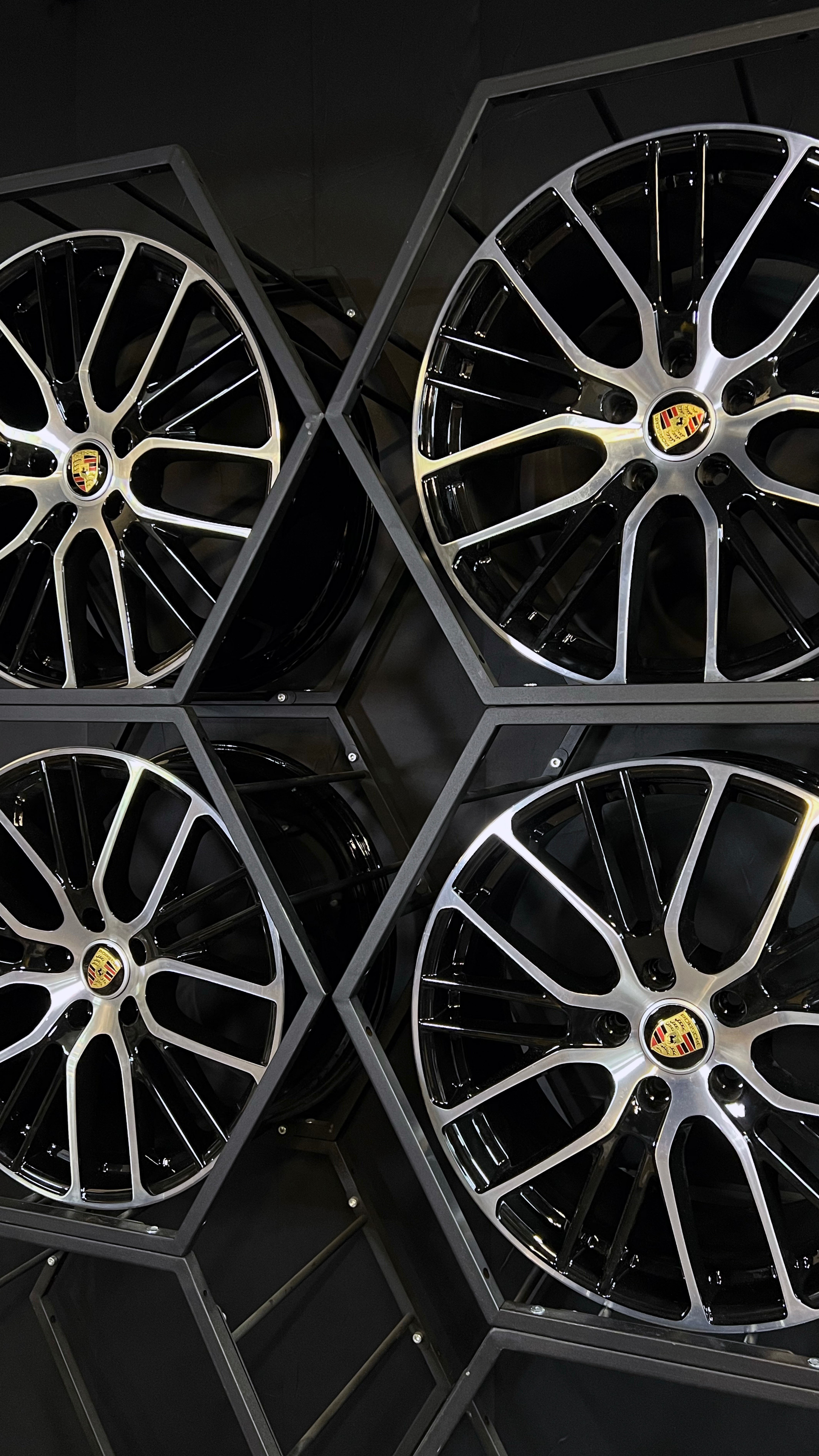 Оригинальные диски Porsche Panamera R21