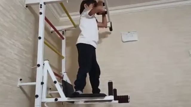 шведская стенка- проводите время с пользой дома заним?