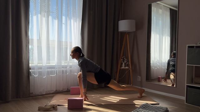 Короткий комплекс йоги на все тело