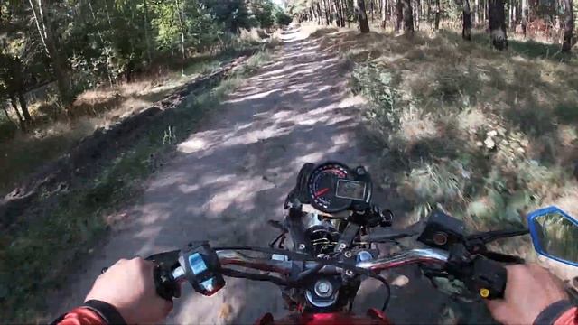 Gopro 12, Мотоцикл Jianshe 150 через леса к дому