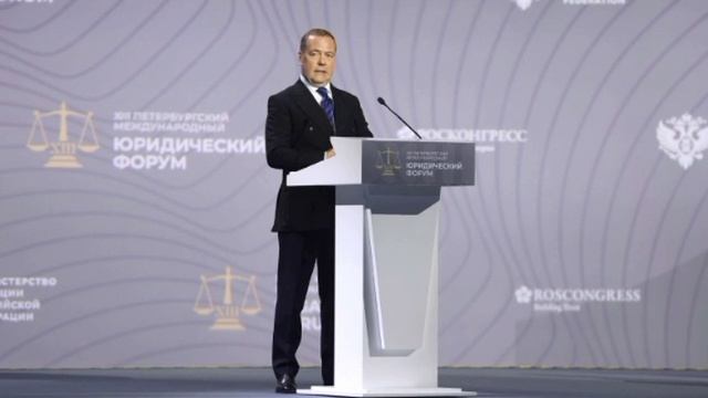 "В случае отказа от мира Украину ждет путь к безоговорочной капитуляции, и многим в России это нрави