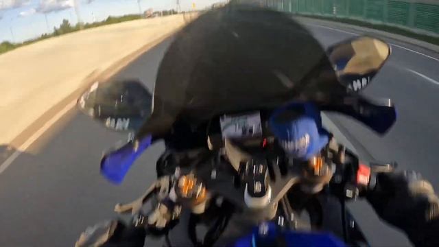 Обзор на Yamaha R1 2016 | мотоцикл без недостатков?