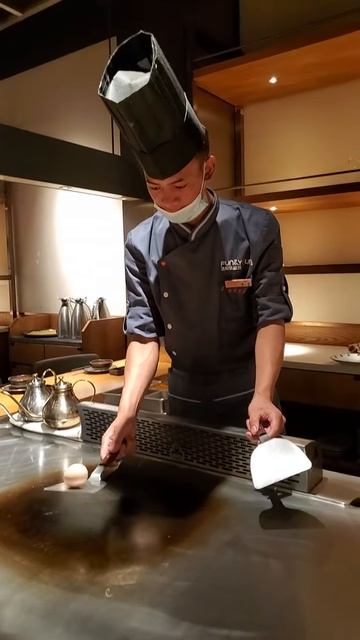 pSuGsMRKk_w - Lifestyle Beautiful Train Teppanyaki street food,restaurant,BBQ,Pub street#Short#Short