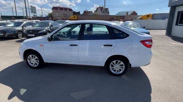 Lada (ВАЗ)  	Granta	2016	белый	XTA219110GY222434