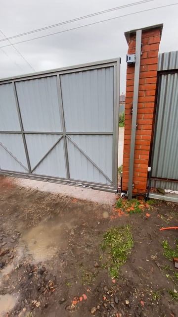 Откатные ворота 3,8 метра на винтовые сваи Ч.5 Автоматика ALUTECH  #ворота #откатныеворота #shorts