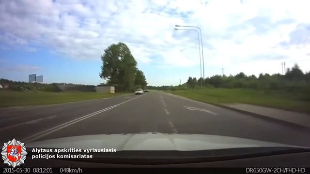 [18+] Литовская полиция против мотоциклистов