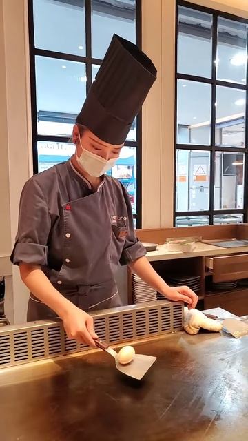 NqjmYftEtQI - Lifestyle Beautiful Train Teppanyaki street food,restaurant,BBQ,Pub street#Short#Short