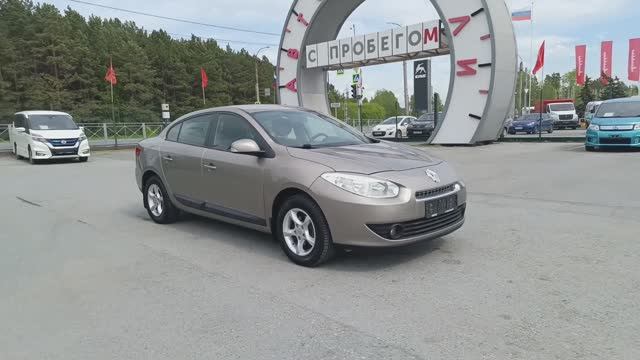 Renault Fluence 1.6 MT (110 л.с.) 2011