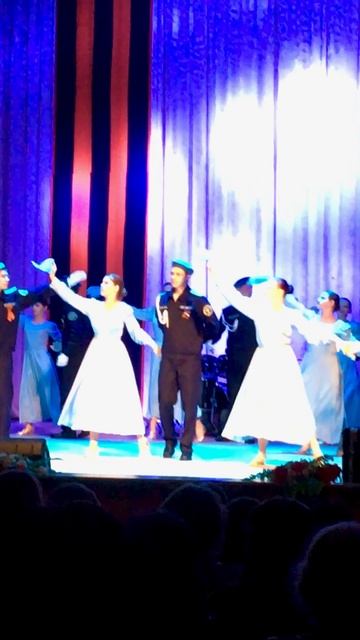 Вальс Синий платочек. Смотрите обязательно !