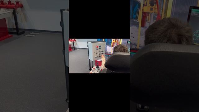 Знакомство с буровым тренажером.